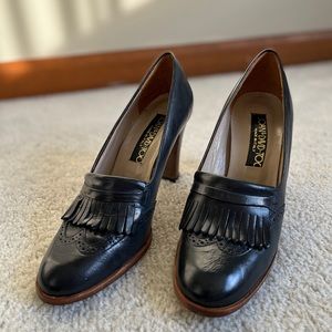 Joan & David Too Vintage pumps